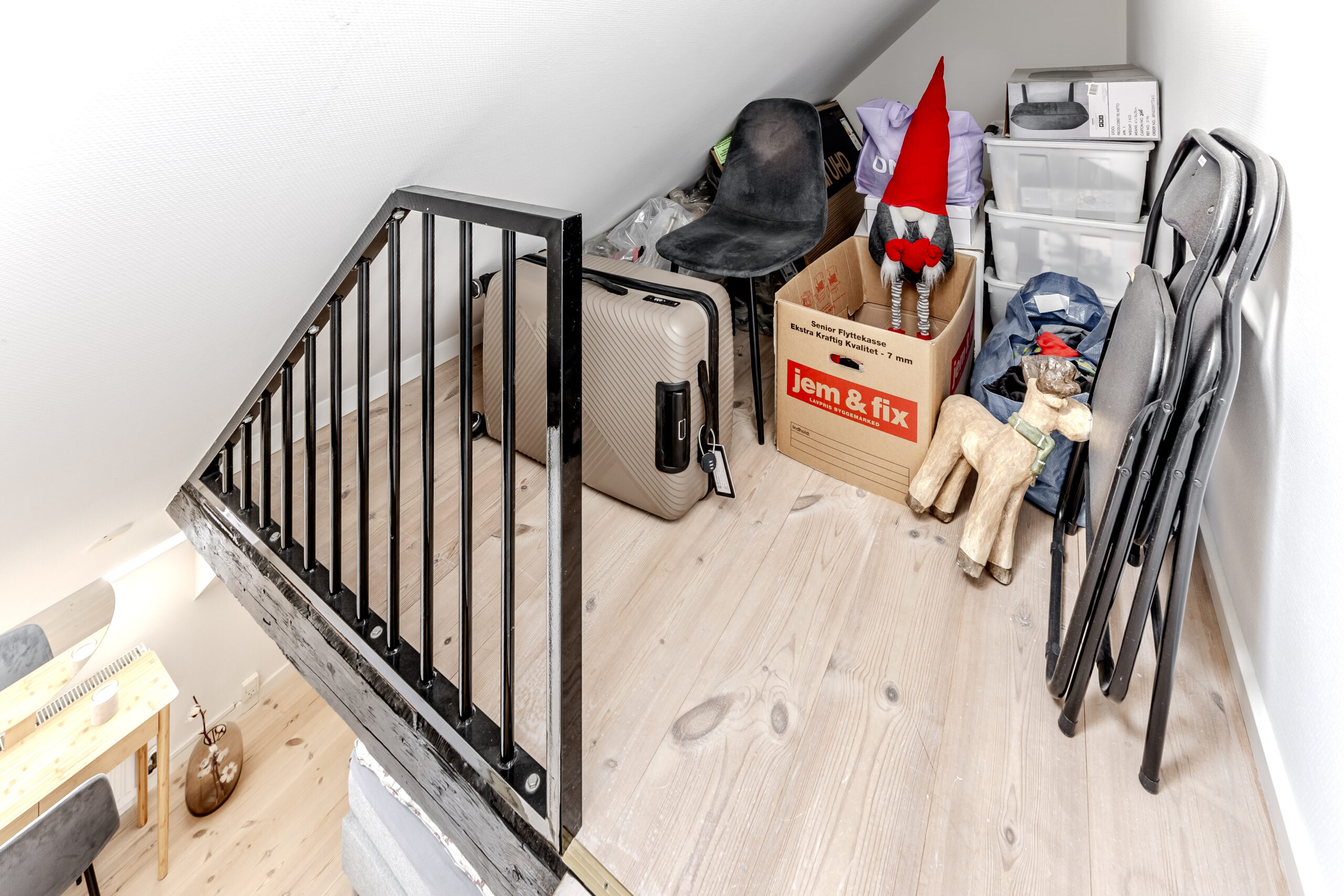 04_2026_c28_3_th_Stine-24